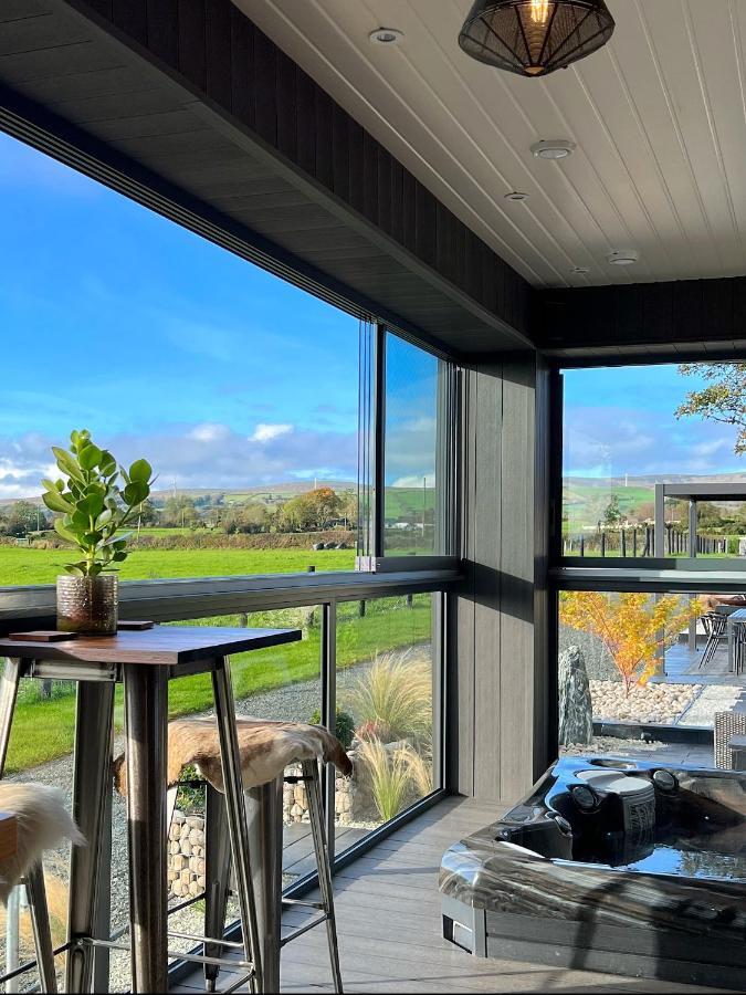 The Hideaway Retreat Villa Omagh Buitenkant foto