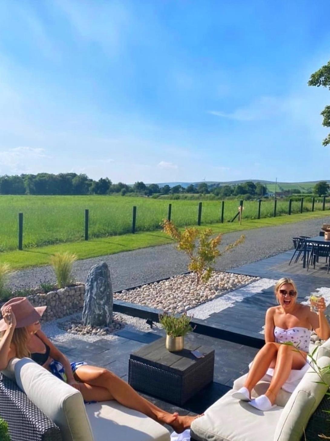 The Hideaway Retreat Villa Omagh Buitenkant foto